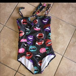 Rat Baby Vampire Lips One Piece Swim Suit Small